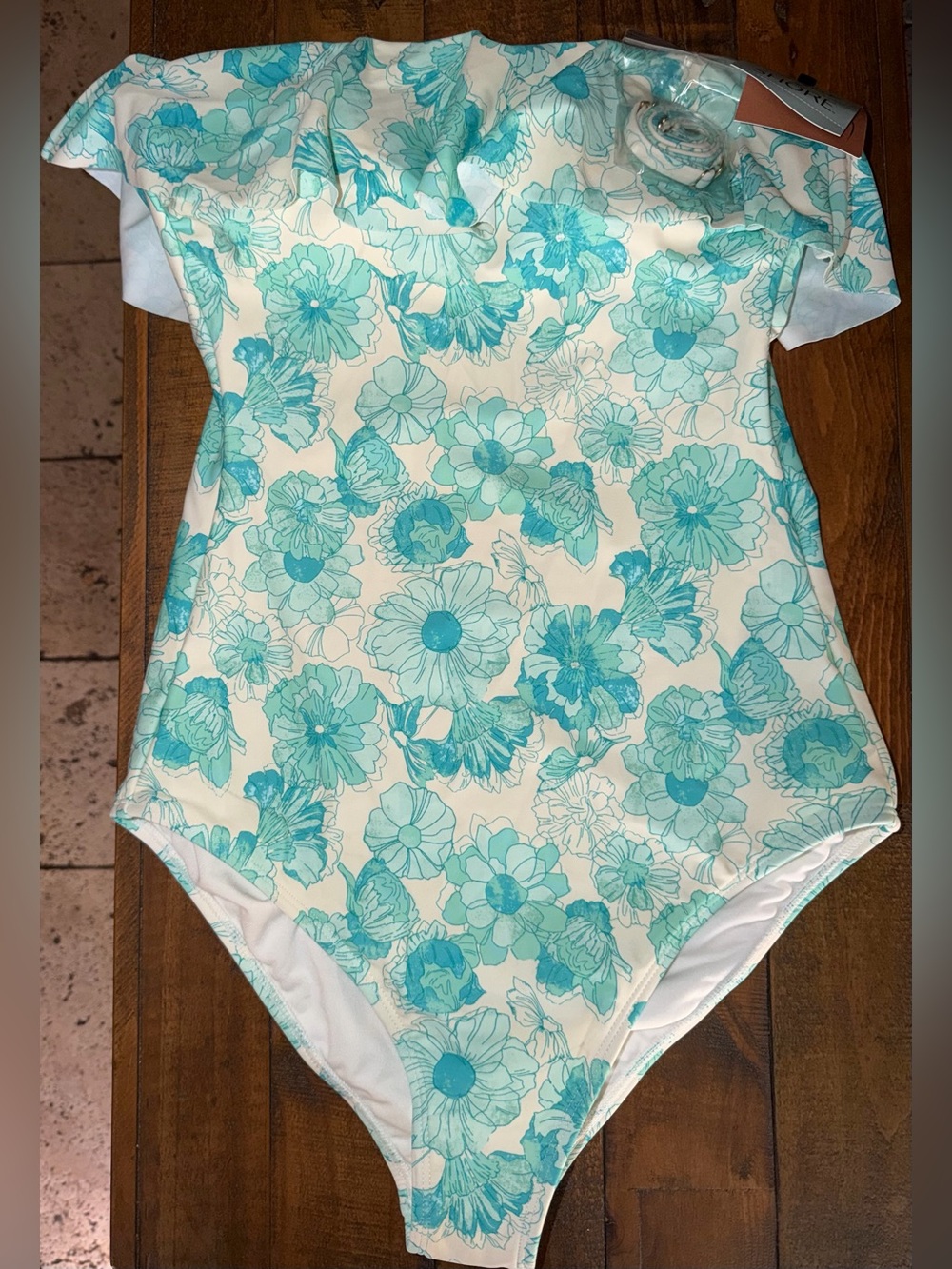 Target Women Swim One-Piece Swimsuit in Aqua Floral